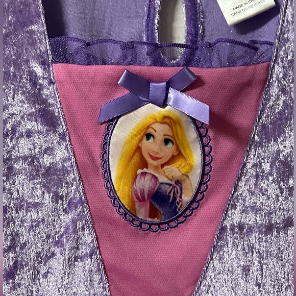 Disney Rapunzel Tangled Purple Gown Floral Pajamas Pjs Nightgown Medium - Picture 2 of 5